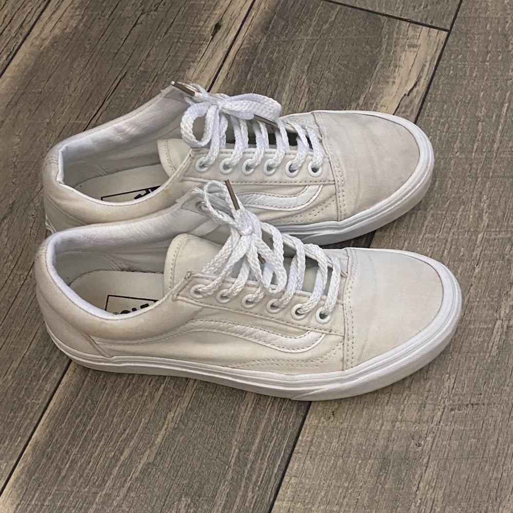 Vans Classic White sneakers